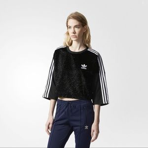 Adidas Crop top crew neck